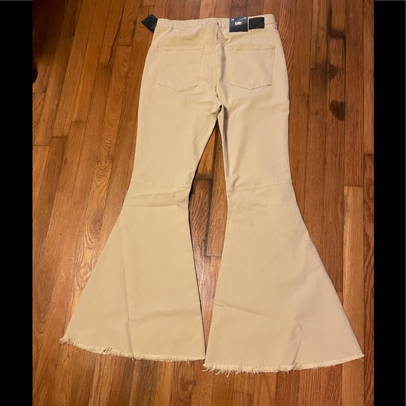 Khaki extreme flare jeans by L&B - Picture 2 of 4